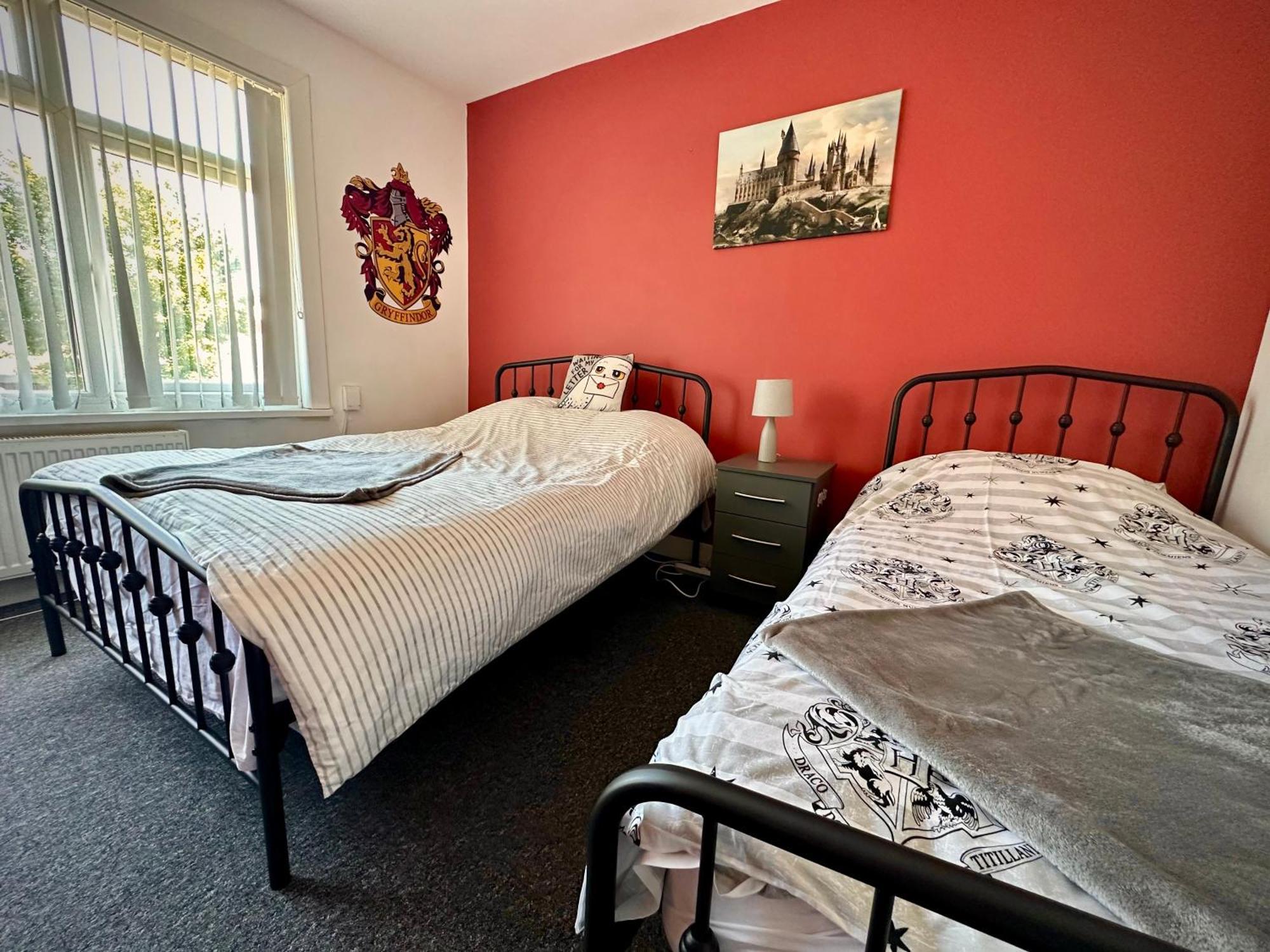 Wizards Corner Spacious 3 Bed Near Watford Junction Bagian luar foto